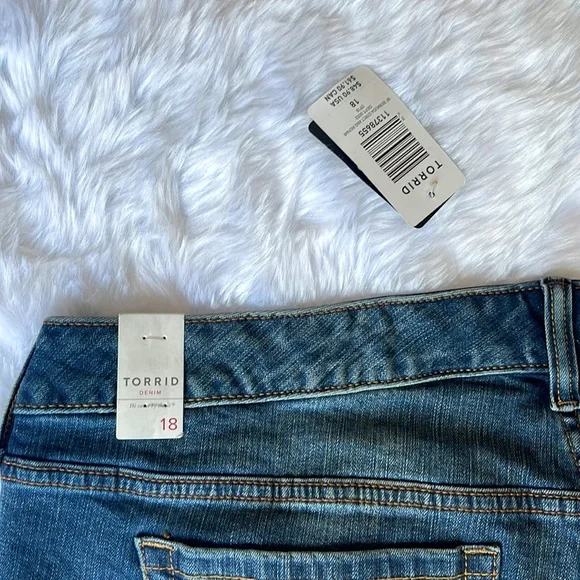 Brand New With Tags, Torrid Denim Short - Picture 3 of 7